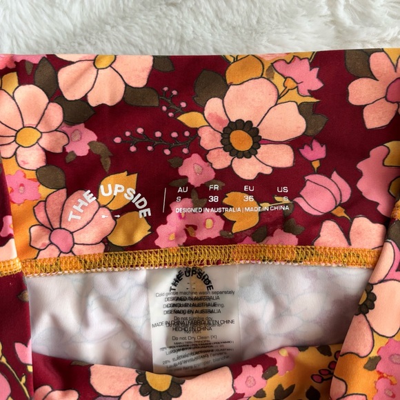 The Upside Palm Springs Dance Leggings Size 6 Retro Floral Print Activewear - Picture 9 of 12